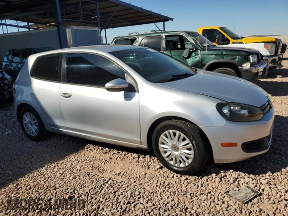 2012 Volkswagen Golf z VIN WVWBB7AJ2CW321378, wystawiony jako Copart lot #47142315 z przebiegiem 87 540 mil mil oraz Szkoda całkowita • Salvage title. Historia ofert i sprzedaży dostępna na DreamBid. Obrazek 4.
