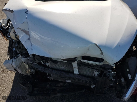2018 Nissan Kicks SR with VIN 3N1CP5CU8JL534200, listed as a Copart auction lot 44972475 with 38,733 mi miles and Salvage Title. Bid and sale history available at carsss.com. Image 11.