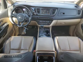 2017 Kia Sedona SX-L with VIN KNDME5C10H6278975, listed as a Copart auction lot 77006344 with 200,874 mi miles and Non Repairable. Bid and sale history available at carsss.com. Image 8.