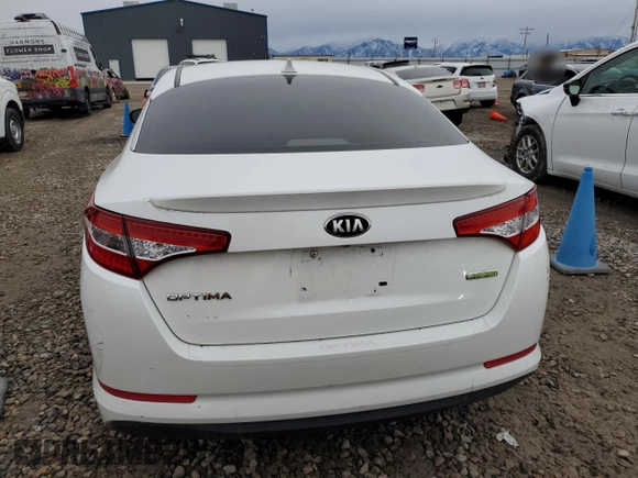 2013 Kia Optima LX with VIN KNAGM4AD9D5047397, listed as a Copart auction lot 82357124 with 156,852 mi miles and Salvage Title. Bid and sale history available at carsss.com. Image 6.
