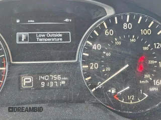2002 GMC Yukon SLT with VIN 1GKEC13T22R316561, listed as a Copart auction lot 88336295 with 235,402 mi miles and Clean Title. Bid and sale history available at carsss.com. Image 8.