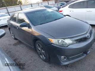2014 Toyota Camry L with VIN 4T1BF1FK2EU751585, listed as a IAAI auction lot 41730388 with 153,465 mi miles. Bid and sale history available at carsss.com. Image 13.