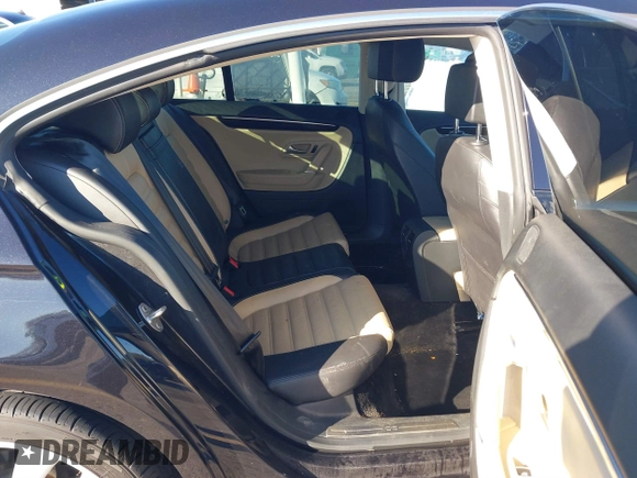 2013 Volkswagen CC VR6 Lux with VIN WVWHU7AN8DE509059, listed as a IAAI auction lot 41402695 with 123,518 mi miles. Bid and sale history available at carsss.com. Image 8.
