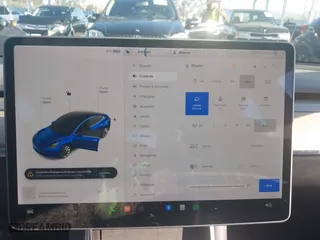 2019 Tesla Model 3 Long Range with VIN 5YJ3E1EB3KF497841, listed as a IAAI auction lot 41969728 with 21,127 mi miles. Bid and sale history available at carsss.com. Image 19.