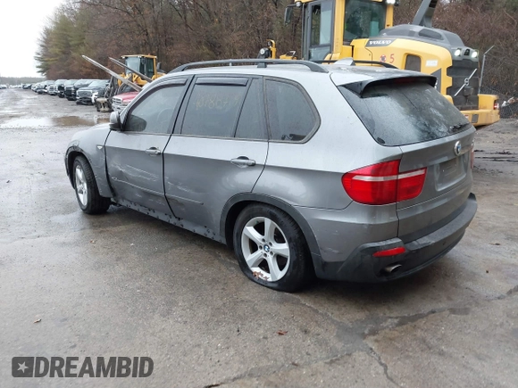 2007 BMW X5 3.0si z VIN 5UXFE43527L018565, wystawiony jako IAAI lot #41832826 z przebiegiem 160 845 mil mil oraz . Historia ofert i sprzedaży dostępna na DreamBid. Obrazek 3.