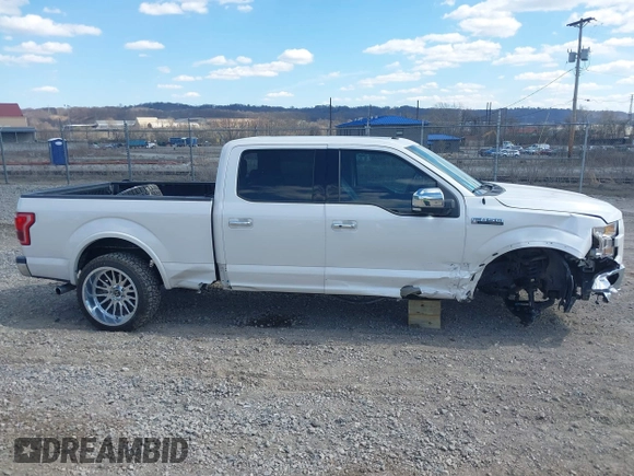 2017 Ford F-150 XL z VIN 1FTFW1EFXHFC83981, wystawiony jako IAAI lot #41897927 z przebiegiem 73 559 mil mil oraz . Historia ofert i sprzedaży dostępna na DreamBid. Obrazek 14.