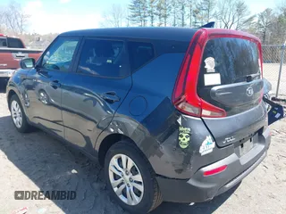 2020 Kia Soul S with VIN KNDJ23AU5L7727308, listed as a IAAI auction lot 42060689 with 62,749 mi miles. Bid and sale history available at carsss.com. Image 3.