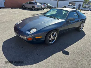 1987 Porsche 928 z VIN WP0JB0921HS862257, wystawiony jako Copart lot #76322184 z przebiegiem 159 733 mil mil oraz Tytuł czysty. Historia ofert i sprzedaży dostępna na DreamBid. Obrazek 2.