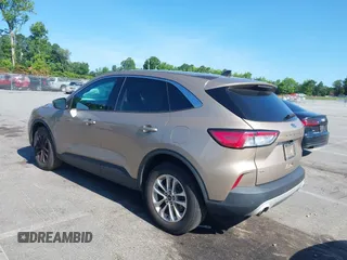 2021 Ford Escape SE with VIN 1FMCU0G67MUA00194, listed as a IAAI auction lot 42406942 with 62,553 mi miles and . Bid and sale history available at DreamBid. Image 3.