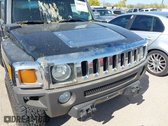 2007 Hummer H3 SUV with VIN 5GTDN13E578153252, listed as a IAAI auction lot 42003767 with 130,810 mi miles. Bid and sale history available at carsss.com. Image 6.