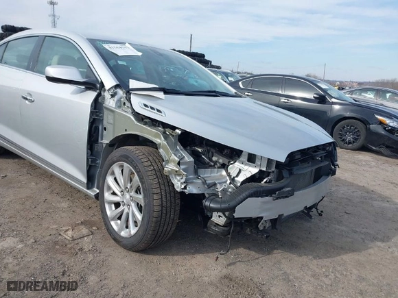 2015 Buick LaCrosse with VIN 1G4GA5G30FF343840, listed as a IAAI auction lot 41564593 with NaN miles. Bid and sale history available at carsss.com. Image 17.