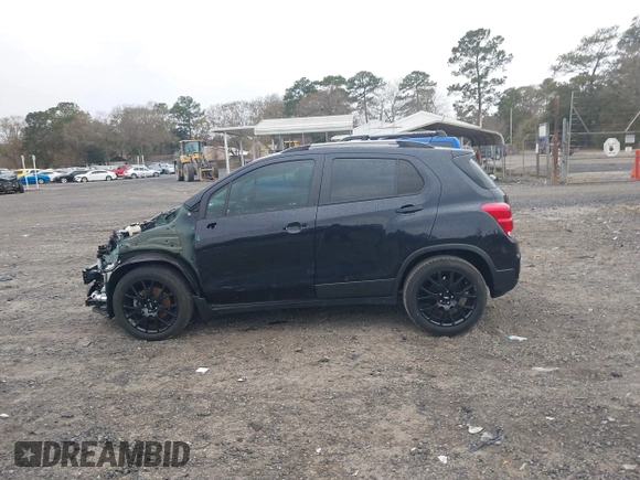 2022 Chevrolet Trax LT with VIN KL7CJLSM1NB513245, listed as a IAAI auction lot 41281243 with 23,686 mi miles. Bid and sale history available at carsss.com. Image 14.