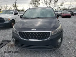2016 Kia Sedona SX with VIN KNDMC5C15G6141728, listed as a Copart auction lot 88415325 with 312,895 mi miles and Clean Title. Bid and sale history available at carsss.com. Image 5.