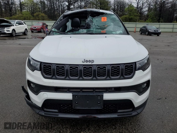 2024 Jeep Compass Latitude с VIN 3C4NJDBNXRT106152, выставлен на аукционе Copart как лот 55049335 с пробегом 4 944 миль миль и Списание • Salvage title. История ставок и продаж доступна на DreamBid. Изображение 5.