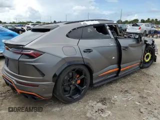 2019 Lamborghini Urus z VIN ZPBUA1ZL5KLA05433, wystawiony jako Copart lot #69777194 z przebiegiem Nie podano mil oraz Tytuł czysty. Historia ofert i sprzedaży dostępna na DreamBid. Obrazek 3.