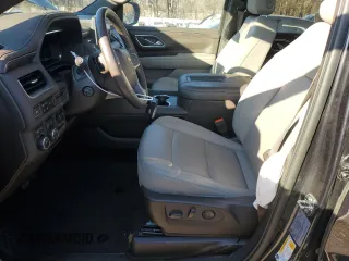 2022 Chevrolet Tahoe LT with VIN 1GNSKNKD2NR309561, listed as a Copart auction lot 86279514 with 30,381 mi miles and Salvage title. Bid and sale history available at DreamBid. Image 7.