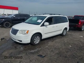 2010 Chrysler Town & Country Touring with VIN 2A4RR5D19AR188015, listed as a IAAI auction lot 41997283 with 172,877 mi miles. Bid and sale history available at carsss.com. Image 18.