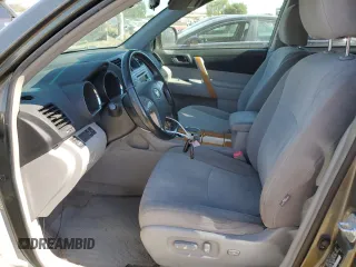 2008 Toyota Highlander z VIN JTEEW41A082015077, wystawiony jako Copart lot #56251945 z przebiegiem 228 715 mil mil oraz Szkoda całkowita • Salvage title. Historia ofert i sprzedaży dostępna na DreamBid. Obrazek 7.