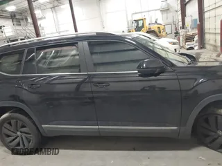 2021 Volkswagen Atlas SEL with VIN 1V2BR2CA7MC513764, listed as a IAAI auction lot 41166277 with 67,850 mi miles and . Bid and sale history available at DreamBid. Image 13.