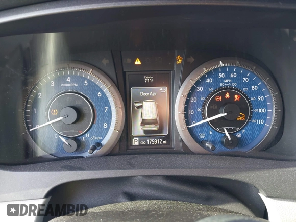 2018 Toyota Sienna LE with VIN 5TDJZ3DC3JS190746, listed as a IAAI auction lot 42161562 with 180,000 mi miles and . Bid and sale history available at DreamBid. Image 7.