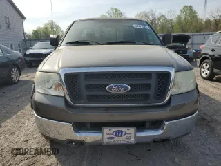 2004 Ford F-150 XL with VIN 1FTRF14W84NB32278, listed as a Copart auction lot 54551395 with 105,282 mi miles and Clean Title. Bid and sale history available at DreamBid. Image 5.