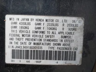 2008 Acura TSX Nav with VIN JH4CL96918C001035, listed as a IAAI auction lot 41510956 with 274,138 mi miles and . Bid and sale history available at DreamBid. Image 9.
