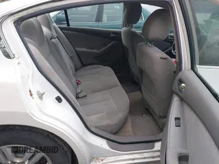 2011 Nissan Altima S with VIN 1N4AL2AP5BN400974, listed as a IAAI auction lot 42206277 with 207,950 mi miles and . Bid and sale history available at DreamBid. Image 8.