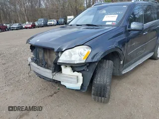 2011 Mercedes-Benz GL-Class GL 550 with VIN 4JGBF8GEXBA634772, listed as a IAAI auction lot 42025095 with 183,986 mi miles. Bid and sale history available at carsss.com. Image 6.
