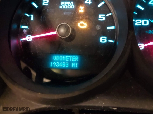 2011 Chevrolet Silverado 1500 Work Truck with VIN 1GCRKPE09BZ234204, listed as a IAAI auction lot 41598748 with 193,483 mi miles. Bid and sale history available at carsss.com. Image 16.