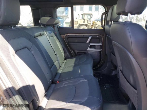 2024 Land Rover Defender X-Dynamic SE with VIN SALE27EU9R2253736, listed as a Copart auction lot 51570935 with 36,584 mi miles and Non Repairable. Bid and sale history available at carsss.com. Image 10.