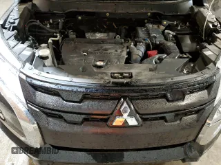 2023 Mitsubishi Outlander ES z VIN JA4ARUAU4PU013625, wystawiony jako Copart lot #52600135 z przebiegiem 33 660 mil mil oraz Szkoda całkowita • Salvage title. Historia ofert i sprzedaży dostępna na DreamBid. Obrazek 13.