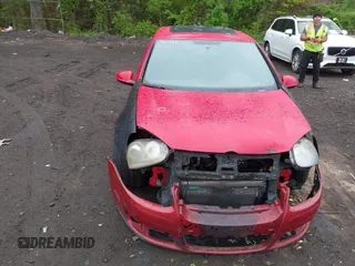 2006 Volkswagen GTI z VIN WVWFV71K16W067412, wystawiony jako IAAI lot #42198640 z przebiegiem 173 024 mil mil oraz . Historia ofert i sprzedaży dostępna na DreamBid. Obrazek 6.