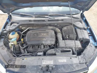 2015 Volkswagen Jetta SE z VIN 3VWD17AJ0FM301191, wystawiony jako IAAI lot #42446461 z przebiegiem 162 000 mil mil oraz . Historia ofert i sprzedaży dostępna na DreamBid. Obrazek 10.