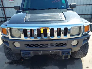 2006 Hummer H3 with VIN 5GTDN136468137230, listed as a IAAI auction lot 41886167 with 135,120 mi miles. Bid and sale history available at carsss.com. Image 6.