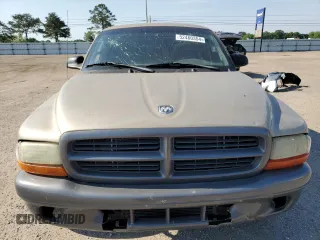 2002 Dodge Dakota with VIN 1B7GL12X02S545788, listed as a Copart auction lot 69987164 with 247,912 mi miles and Salvage Title. Bid and sale history available at carsss.com. Image 5.