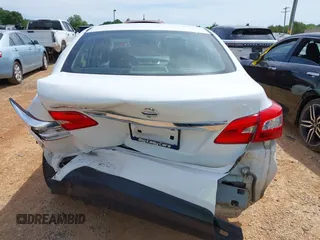 2017 Nissan Sentra SV z VIN 3N1AB7AP9HY376705, wystawiony jako IAAI lot #42298516 z przebiegiem 136 602 mil mil oraz . Historia ofert i sprzedaży dostępna na DreamBid. Obrazek 16.