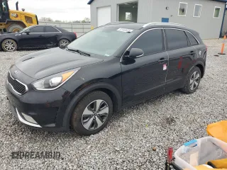 2017 Kia Niro EX with VIN KNDCC3LC5H5069549, listed as a Copart auction lot 52668805 with 177,472 mi miles and Clean Title. Bid and sale history available at carsss.com. Image 1.