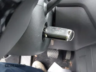 2021 Volkswagen Tiguan S с VIN 3VV1B7AX5MM086946, выставлен на аукционе IAAI как лот 41763747 с пробегом 41 713 миль миль и . История ставок и продаж доступна на DreamBid. Изображение 11.