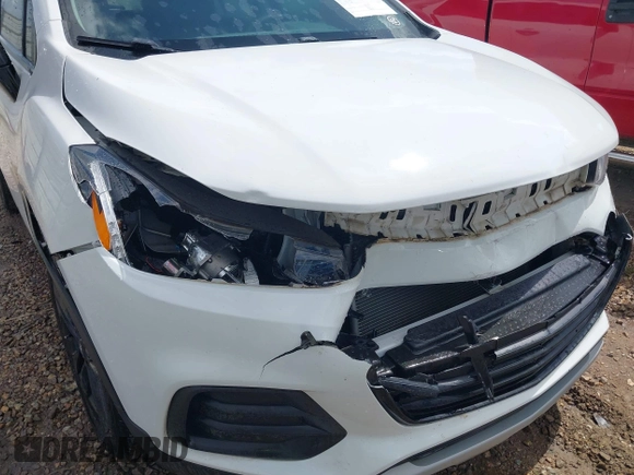 2018 Chevrolet Trax LT with VIN 3GNCJLSB5JL265874, listed as a IAAI auction lot 41962064 with 51,229 mi miles. Bid and sale history available at carsss.com. Image 6.