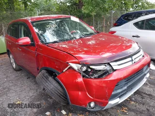 2015 Mitsubishi Outlander SE with VIN JA4AD3A35FZ005812, listed as a IAAI auction lot 42302752 with 165,483 mi miles and . Bid and sale history available at DreamBid. Image 6.