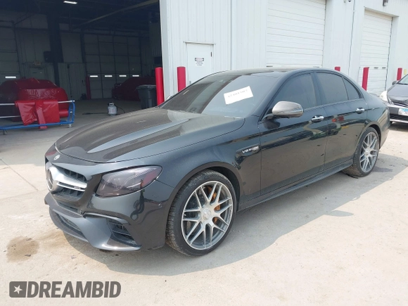 2019 Mercedes-Benz E 63 S AMG with VIN WDDZF8KB0KA534959, listed as a IAAI auction lot 42401507 with 61,356 mi miles and . Bid and sale history available at DreamBid. Image 2.