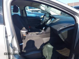 2015 Ford Focus SE с VIN 1FADP3F24FL301732, выставлен на аукционе IAAI как лот 42539183 с пробегом 127 045 миль миль и . История ставок и продаж доступна на DreamBid. Изображение 5.