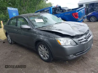 2007 Toyota Avalon XL with VIN 4T1BK36B47U238784, listed as a IAAI auction lot 39580835 with 67,275 mi miles. Bid and sale history available at carsss.com. Image 1.
