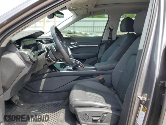2021 Audi e-tron Premium Plus with VIN WA1LAAGE2MB020871, listed as a Copart auction lot 58136355 with 35,562 mi miles and Salvage title. Bid and sale history available at DreamBid. Image 7.