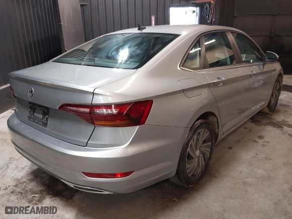 2019 Volkswagen Jetta SEL Premium with VIN 3VWG57BU4KM218920, listed as a IAAI auction lot 41409740 with 52,549 mi miles. Bid and sale history available at carsss.com. Image 4.
