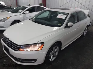 2013 Volkswagen Passat SE w/Sunroof with VIN 1VWBH7A35DC111003, listed as a IAAI auction lot 41991990 with 142,103 mi miles. Bid and sale history available at carsss.com. Image 17.