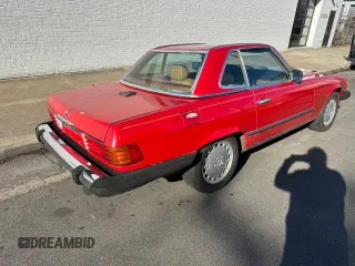 1987 Mercedes-Benz 560 Series 560SL with VIN WDBBA48D6HA071308, listed as a Copart auction lot 48871485 with 141,118 mi miles and Clean Title. Bid and sale history available at carsss.com. Image 4.