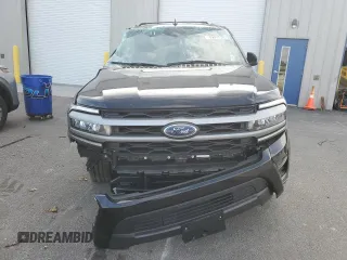 2024 Ford Expedition XLT z VIN 1FMJU1J84REA35560, wystawiony jako Copart lot #89156345 z przebiegiem 21 946 mil mil oraz Czysty tytuł • Clean title. Historia ofert i sprzedaży dostępna na DreamBid. Obrazek 5.