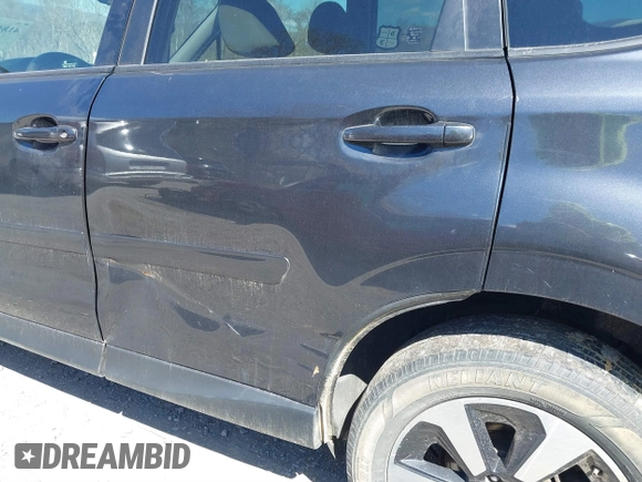 2018 Subaru Forester Premium with VIN JF2SJAGC4JH615487, listed as a IAAI auction lot 41854410 with 320,094 mi miles. Bid and sale history available at carsss.com. Image 21.