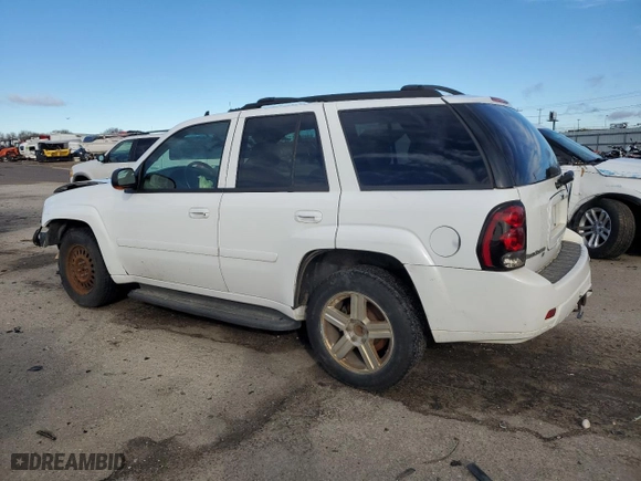 2008 Chevrolet TrailBlazer Fleet w/2FL with VIN 1GNDT13S682153842, listed as a Copart auction lot 87171654 with 175,986 mi miles and Salvage Title. Bid and sale history available at carsss.com. Image 2.